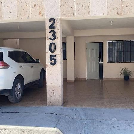 Casa Completa En Privada Y Con Cochera Монклова Екстериор снимка