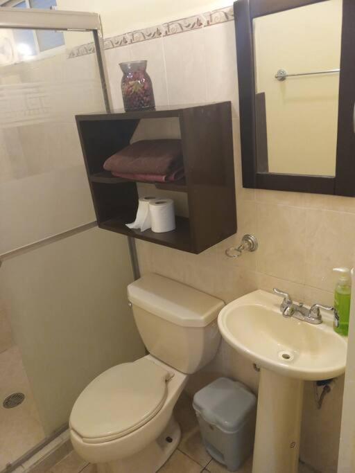 Casa Completa En Privada Y Con Cochera Монклова Екстериор снимка