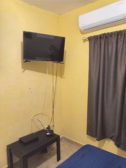 Casa Completa En Privada Y Con Cochera Монклова Екстериор снимка