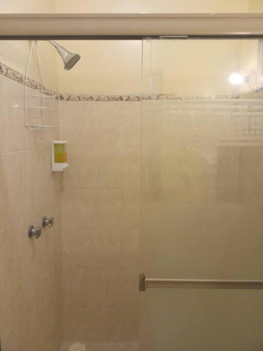 Casa Completa En Privada Y Con Cochera Монклова Екстериор снимка